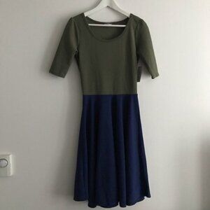 New Lularoe Nicole Short Sleeves sheath Dress‎